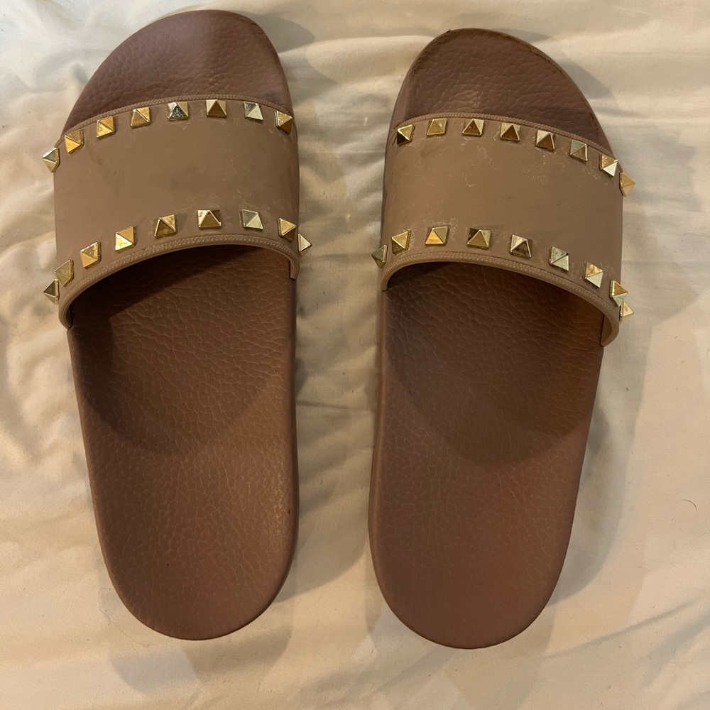 Valentino Garavani Rock Stud slides